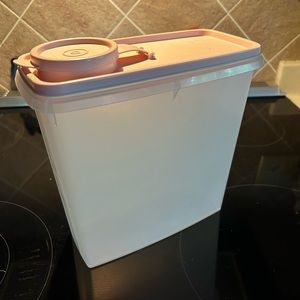 Tupperware cereal storage containers